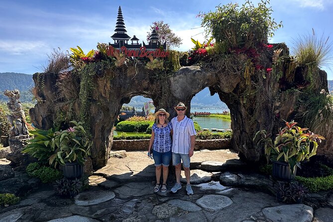 Tanah Lot Tour & North Bali Tour : All-Inclusive Best Experience - What the private vehicle and inclusions are worth