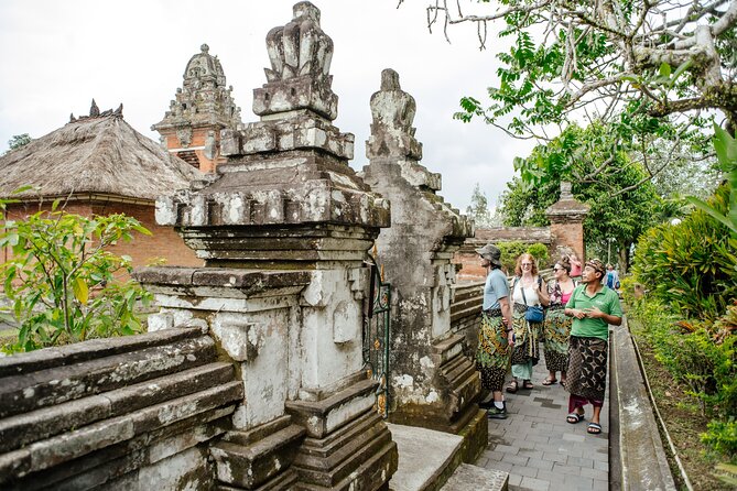 Tanah Lot & UNESCO Heritage Small Group Tour - Sunset at Tanah Lot Temple