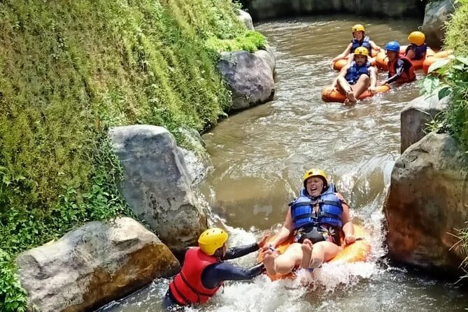 Tegallalang cave tubing - The river tubing: small rapids, slow current, and forest views