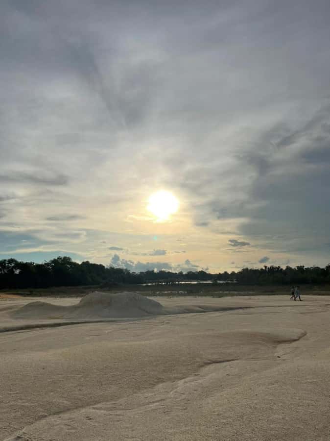 Teluk Sebong: Bintan Desert and Blue Lake Trip - Who will enjoy this most