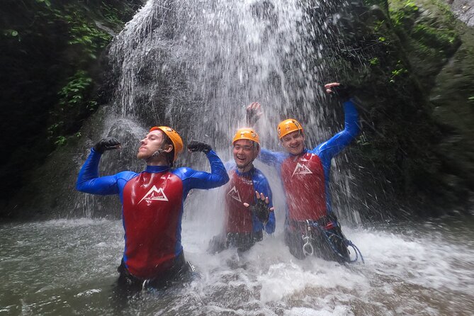 The Natural Canyoning in Alam Canyon - Lunch, towels, photos, and the ride back