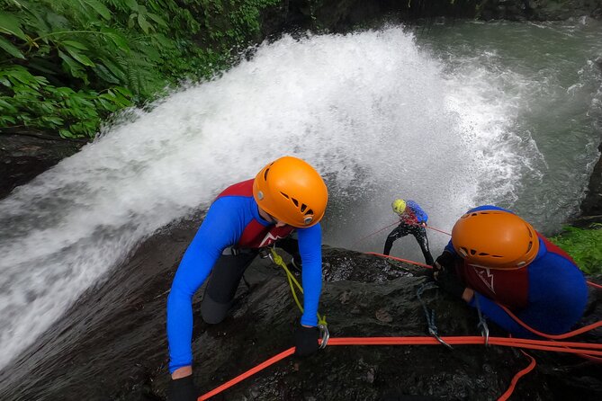 The Natural Canyoning in Alam Canyon - Breakfast, equipment, and the safety briefing