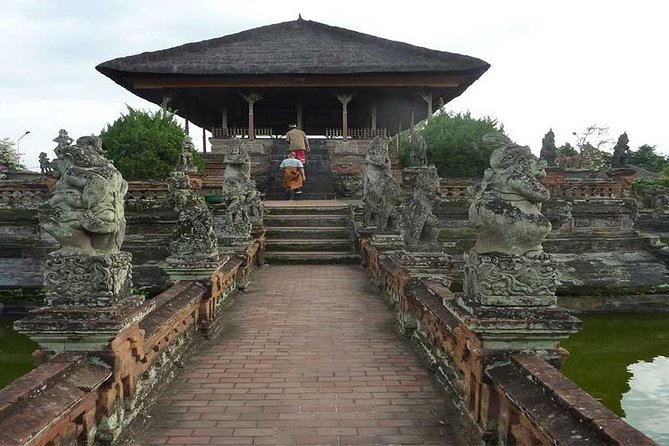 Tour: Besakih Temple-Kintamani Volcano-Water temple&Rice Terrace - The driver makes or breaks the day