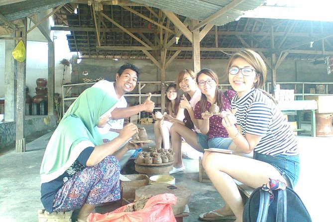 Tour for Cruise Ship Passenger - Sukarara Village and handwoven cloth