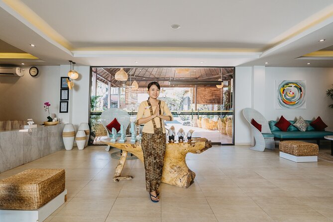 Traditional Bali Massage Lulur & Spa Treatment 2 Hours - The massage and scrub, step by step