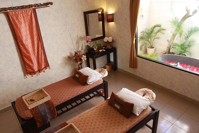 Traditional Balinese Massage Lulur Package 120 minutes With Transfers In Kuta - What the two-hour Balinese ritual includes