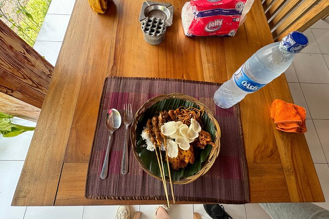 Ubud: Downhill Cycling with Volcano, Rice Terraces and Meal - Starting above Ubud near Mount Batur