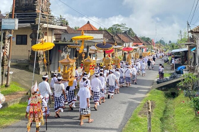 Ubud: Downhill Cycling with Volcano, Rice Terraces and Meal - What the $36.66 price really covers