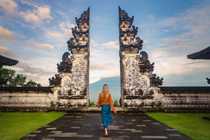Ubud Full-Day Private Tour: Waterfall, Temple, Rice Terrace. - A long day made easier by a private car