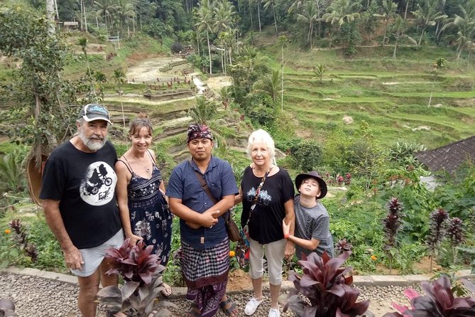 Ubud Hot Springs and Waterfall Private Guided Tour - Tampaksiring and the coffee plantation pause