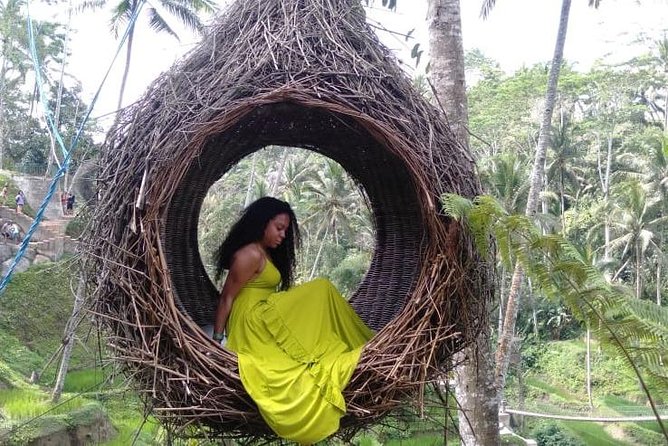 Ubud Natural Gems And Secret Waterfall Private Guided Tour - Lunch and the Mount Batur stop