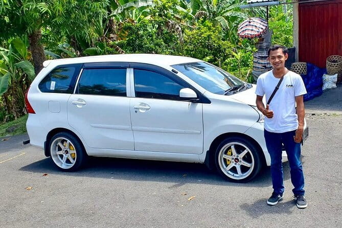 Ubud Private Tour From Cruise Port Benoa Bali All Inclusive - Inside a Balinese home compound