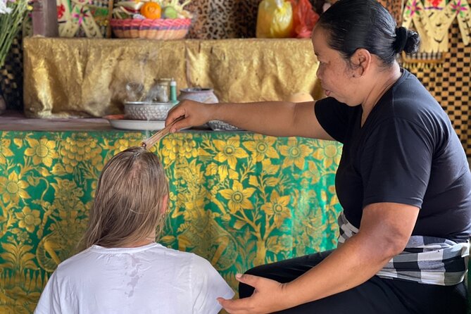 Ubud Tour - Balinese Healing By Shaman And Self Purification - Celuk Village and the silver-making stop