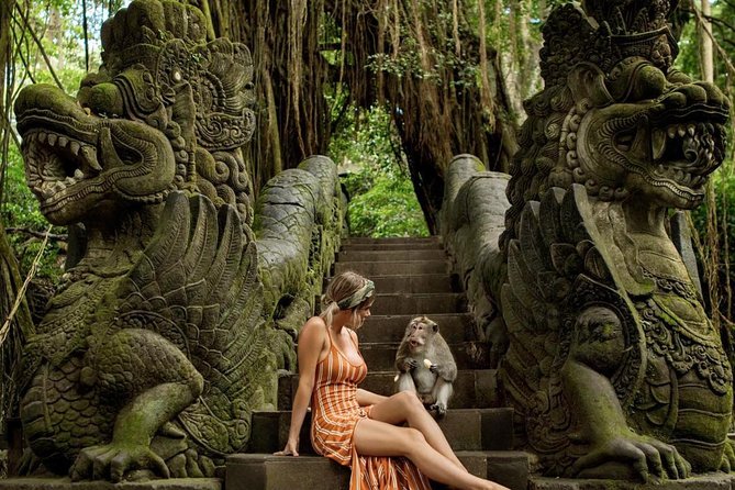 Ubud Tour with Swing, Temple, Monkey Forest, and Waterfall - Happy Swing Bali: the day’s signature photo stop