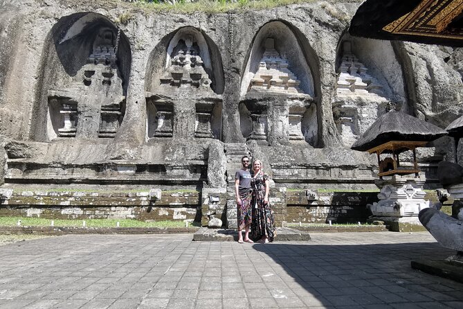 Ubud Village, Tegalalang Rice Terrace Swing, Tirta Empul Temple and Waterfafall - Why the Private Vehicle Changes the Value