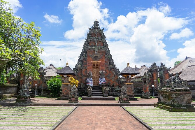 Ultimate Ubud Experience All Inclusive Private Day Tour - Celuk Village, with craft and shopping in the same stop