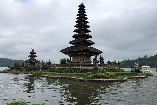 Ulun Danu Bratan Temple with Tanah Lot Sunset - Taman Ayun and the royal garden setting
