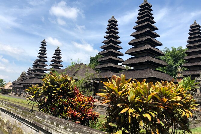 Ulun Danu Bratan Temple with Tanah Lot Sunset - What the $65 price really covers