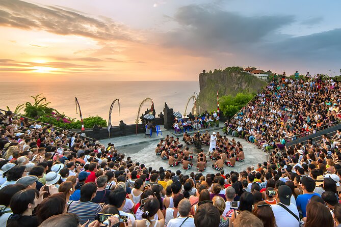 Uluwatu, Kecak Dance and Seafood Dinner Tour Packages - Arriving at Uluwatu Temple around 3 pm