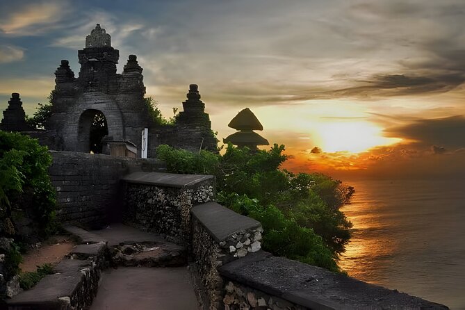 Uluwatu Sunset,Kecak Dance and Diner Seafood In Jimbaran - Why this six-hour Bali evening works