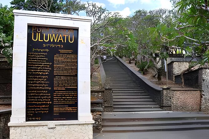 Uluwatu Sunset,Kecak Dance and Diner Seafood In Jimbaran - What the private format changes