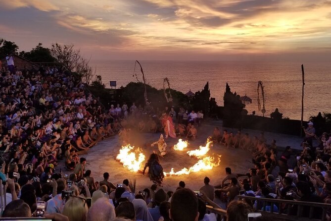 Uluwatu Sunset, Kecak Dance and Jimbaran Seafood Dinner - What this South Bali day is really like