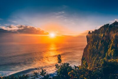 Uluwatu Sunset Tour: Kecak and Fire Dance with Jimbaran Dinner