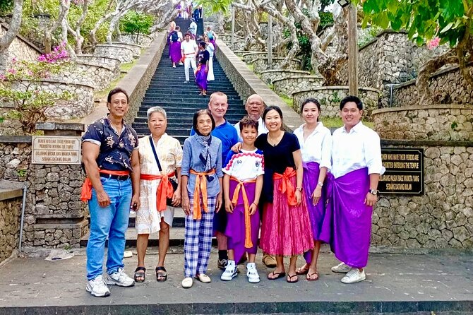 Uluwatu Temple Entry and Kecak Fire Dance Ticket - Why the Uluwatu setting makes the Kecak dance special