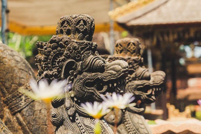 Uluwatu Temple & Kecak Fire Dance Tour - Who should book this Uluwatu evening?