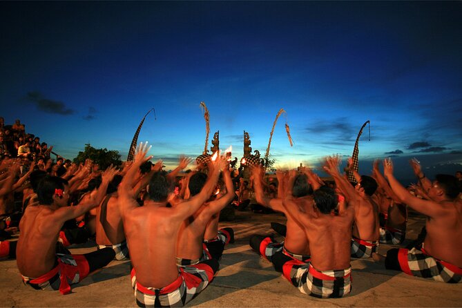 Uluwatu Temple Sunset and Kecak Fire Dance - How the private format affects the experience