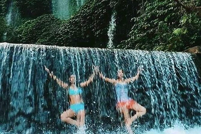 Waterfall Tour And Sasak Traditional Tour - What the private vehicle adds