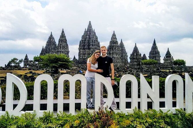 Yogyakarta: Borobudur Climb-up & Prambanan Day Trip All Inclusive - Prambanan and its soaring Hindu towers