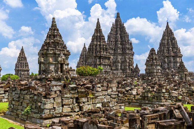 Yogyakarta: Borobudur Climb-up & Prambanan Day Trip All Inclusive - What the $60 price really covers