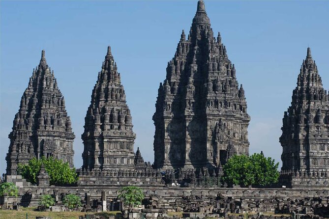Yogyakarta: Borobudur Climb-up & Prambanan Day Trip All Inclusive - The pace, group size, and road time