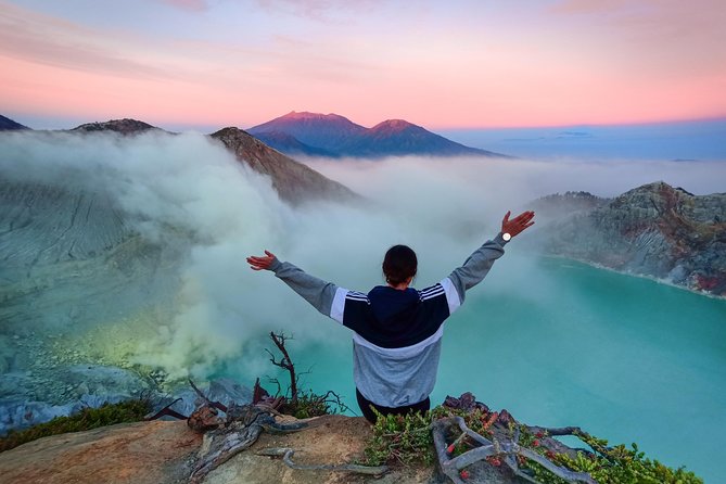 Yogyakarta Bromo Ijen Bali Tour (5d4n) - Day 5: Ijen Crater and the Ferry to Bali
