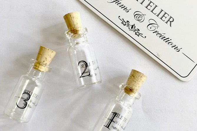 Your Fragrance Selection: Bali Perfume Workshop and Creations - Building a scent instead of buying a bottle